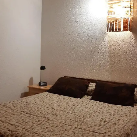 Spacieux T2 Avec Wifi, Parking Inclus, Proche Centre - Fr-1-517-63 아파트
