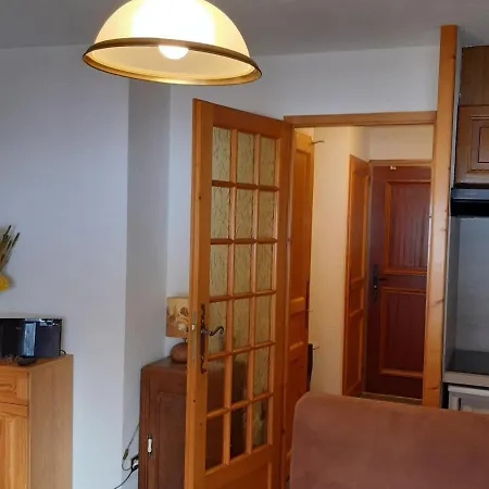 Spacieux T2 Avec Wifi, Parking Inclus, Proche Centre - Fr-1-517-63